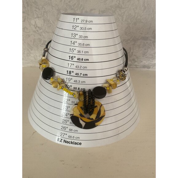 Beaded Necklace With Yellow & Black Pendant Adjustable - Picture 2 of 5